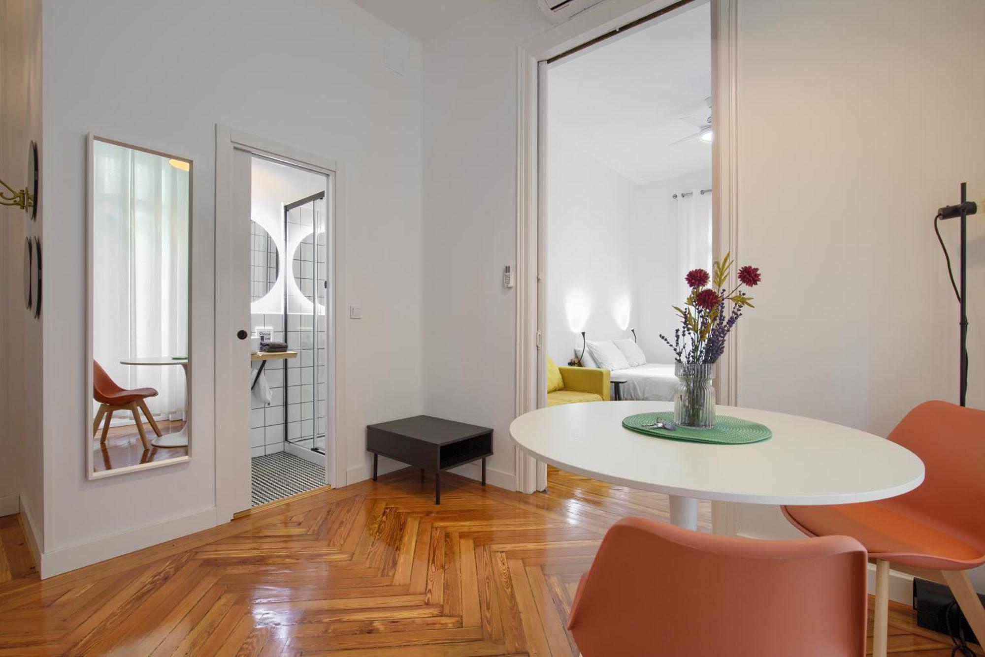 Mezzanine Orange Leilighet Madrid Rom bilde